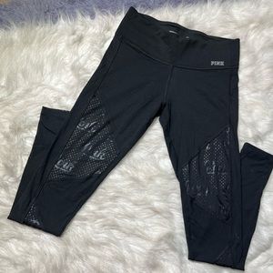 🧘🏻‍♀️VS PINK ultimate yoga leggings 🧘🏻‍♀️
